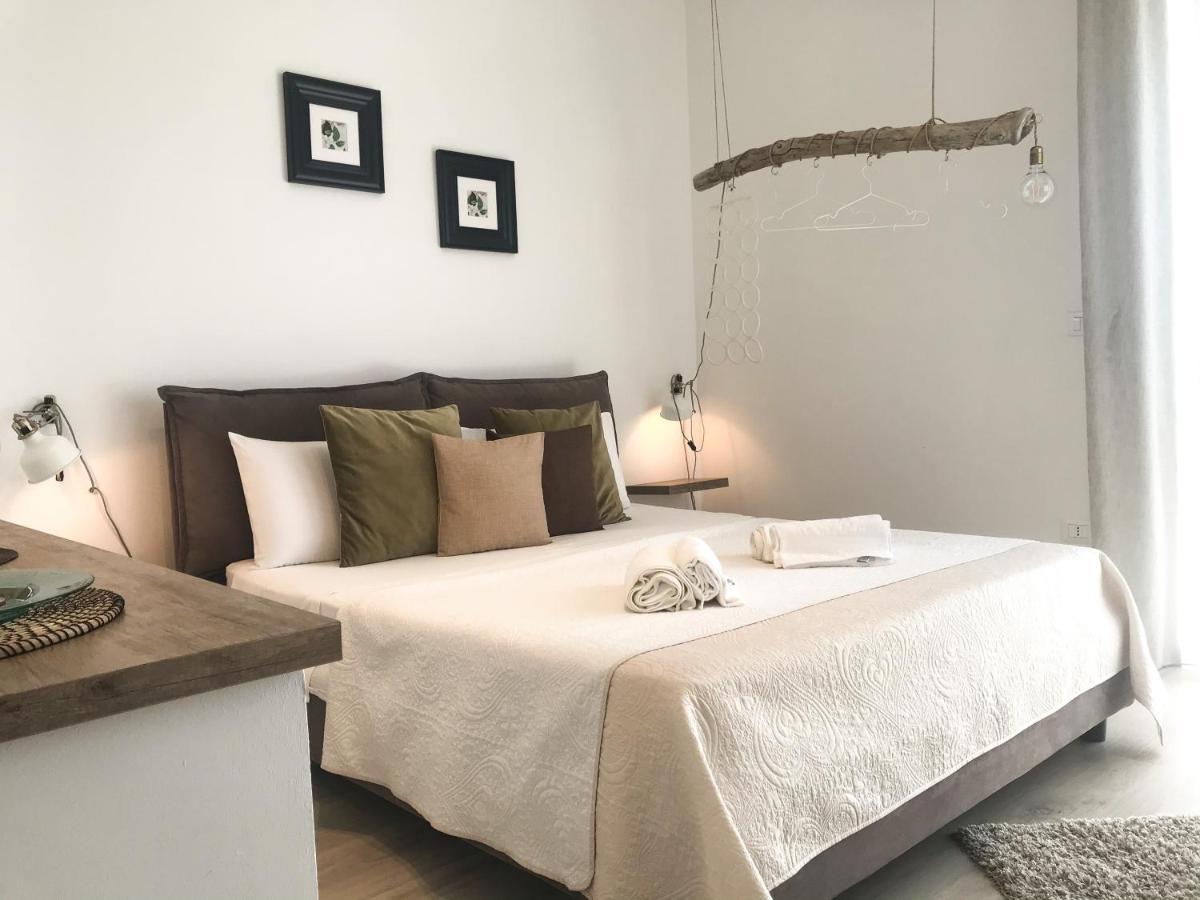 Viatorem Suites Torre dell'Orso Eksteriør bilde