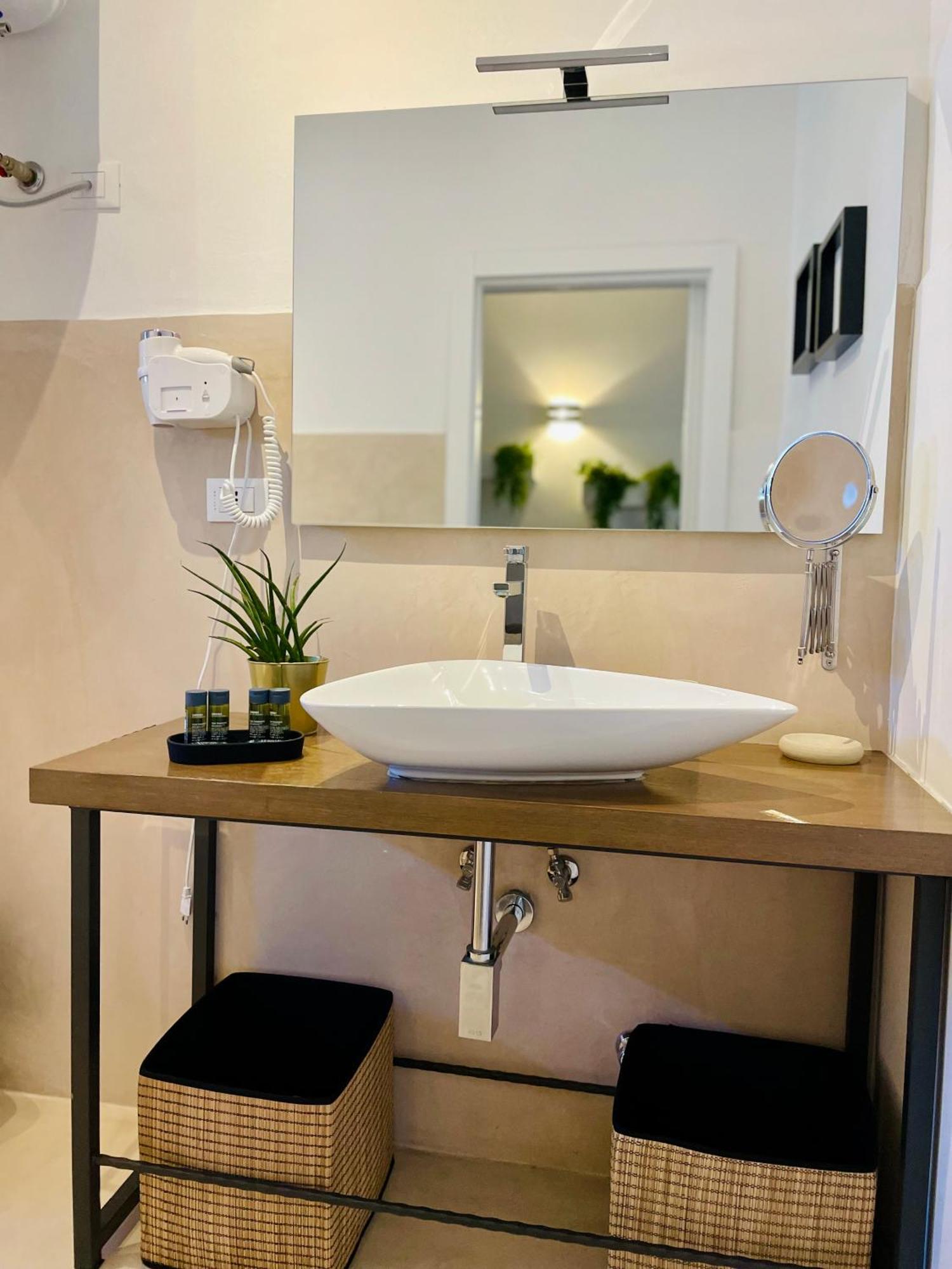 Viatorem Suites Torre dell'Orso Eksteriør bilde